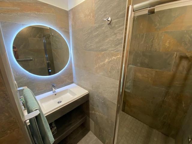 Villas Valinco San Martinu Corse Du Sud - Vue Et Proche Mer - Piscines-7 Chambres Ольмето Экстерьер фото